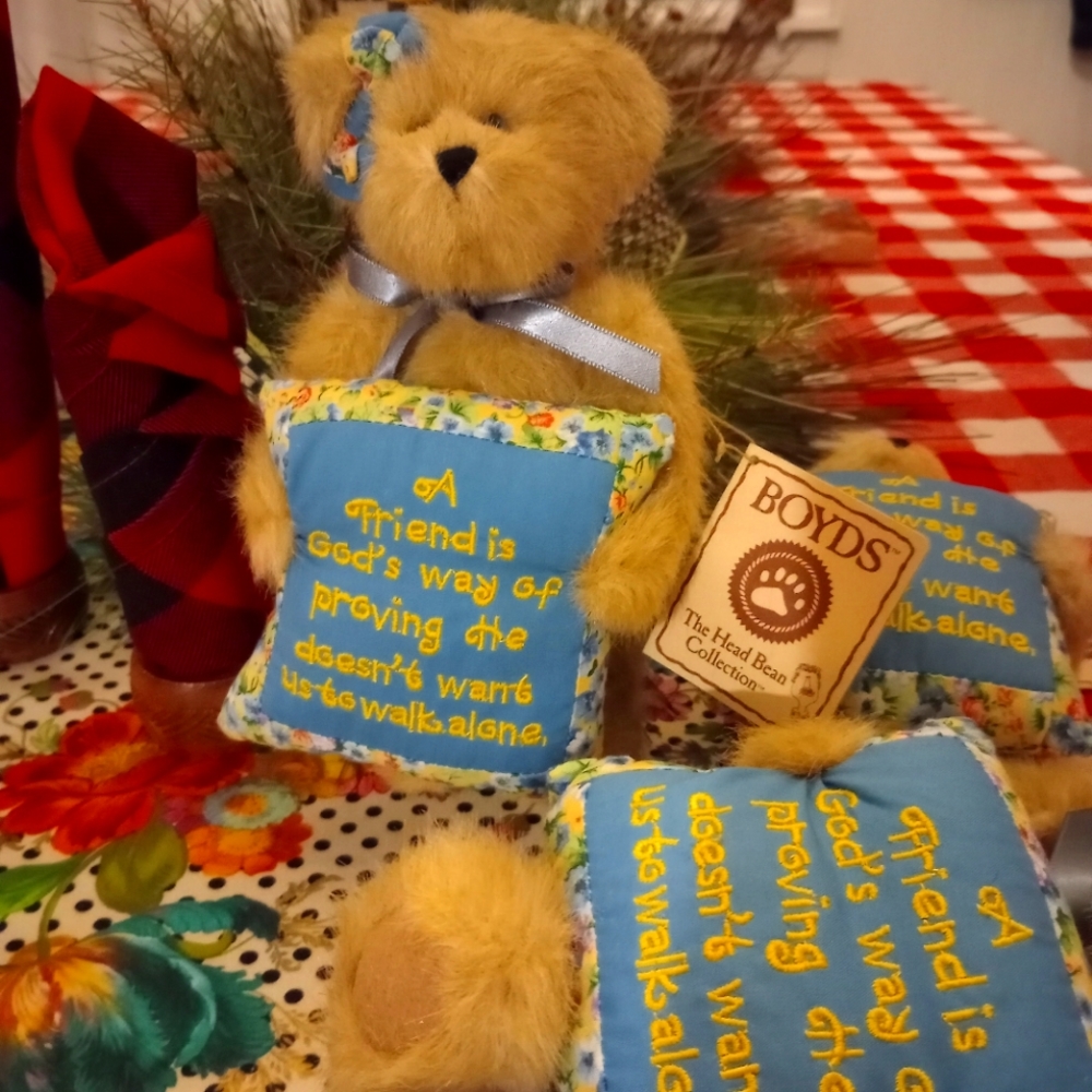 Boyds Bear "Ruth" style # 94829